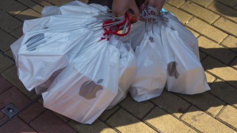 Китайци направиха опашки в Япония за новия iPhone 6