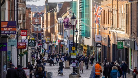 Британците очакват инфлацията на Острова да се ускори допълнително