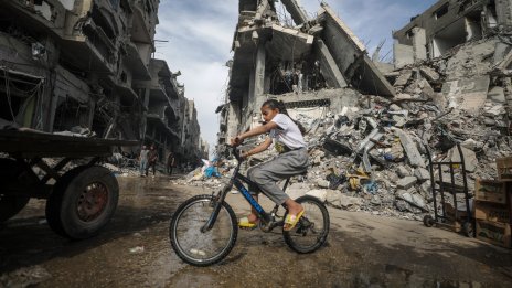 Израел намали войските си в южната част на Газа