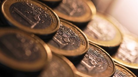 Шимкус от ЕЦБ: Ако Русия спечели в Украйна, доверието в еврото ще бъде сринато