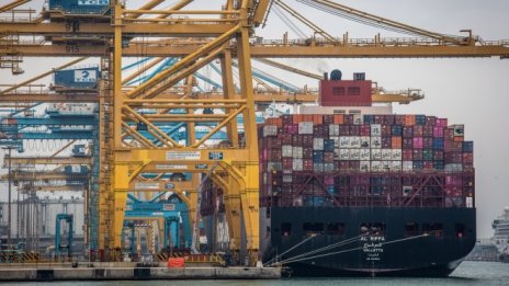 Ефективността в света ще намалее спрямо модела на чиста свободна търговия