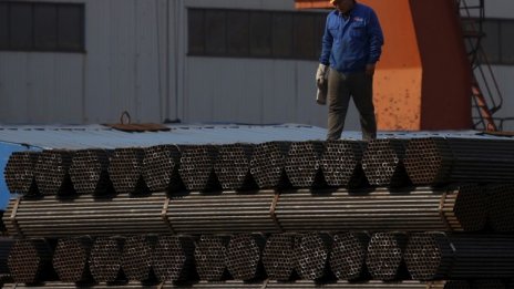 Китайският износ нараства през декември за пръв път от шест месеца