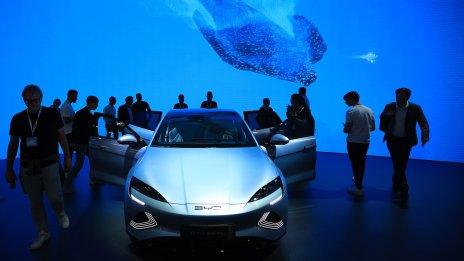 Китай изпреварва Япония като най-голям износител на коли в света през 2023 г.