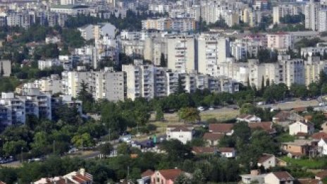 Черна гора няма да продава държавни имоти, за да намали дълга си