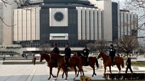 Прокуратурата разследва ремонта на НДК