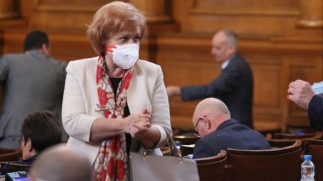 Пробив: Бюджетната комисия прие 9% ДДС за бирата и виното