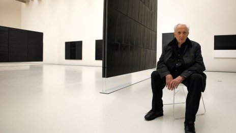 Картина от Пиер Сулаж бе продадена на търг за 9,6 млн. евро