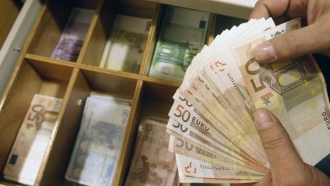 Външният дълг на България намалява с 0,8% на годишна база през септември