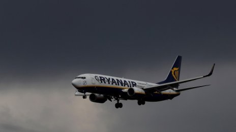 Нарастват опасенията за още отменени полети при Ryanair 