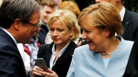 Бизнесът в Германия поиска бързо започване на коалиционни преговори