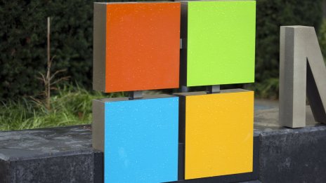 Microsoft придобива 4% дял от британския борсов оператор