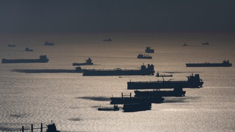 Какво задвижи покупките на петрол в Азия през август?