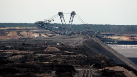 Йоханес Хан към Западните Балкани: Вратата на ЕС е затворена за въглищата