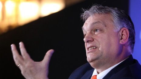Орбан: Централна Европа трябва да се обедини около християнските си корени