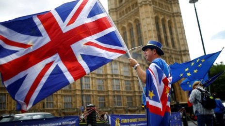 Британският парламент ще обсъди петицията за отмяна на Brexit следващата седмица