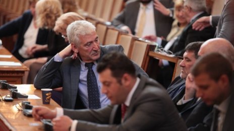 Парламентът върна старите правила за преференциите при избори