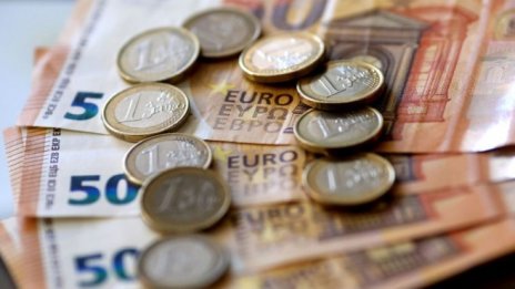 ЕС все пак ще може да спира средства за Полша и Унгария заради демокрацията