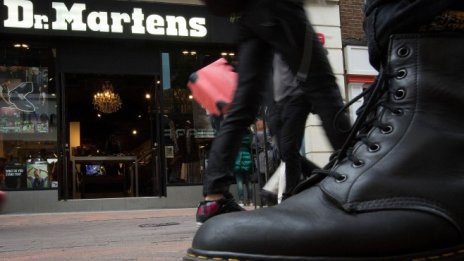 Култовият производител на обувки Dr. Martens ще се листне в Лондон