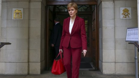 Шотландия влиза в блокада за целия януари