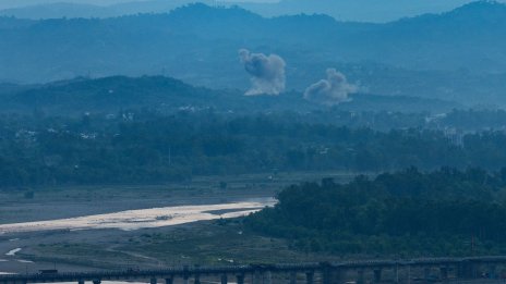 Индия и Пакистан са се споразумели за прекратяване на огъня*