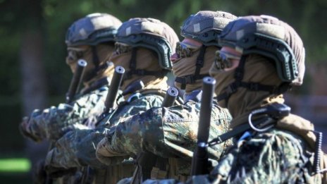 НАТО ще се включи в по-интензивна подготовка на военни в България