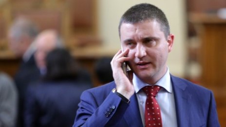 Няма конфликт на интереси с апартамента на Горанов, реши комисията по корупция