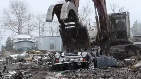 Унищожават незаконно внесените в САЩ автомобили