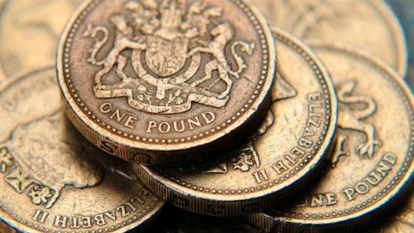 Паундът върви към най-добрата си седмица от март