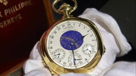 Златен часовник на Patek Philippe е продаден на търг за 24 млн. долара