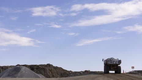 Китайски дипломат: Ще инвестираме в минното дело в Канада въпреки натиска на Трюдо