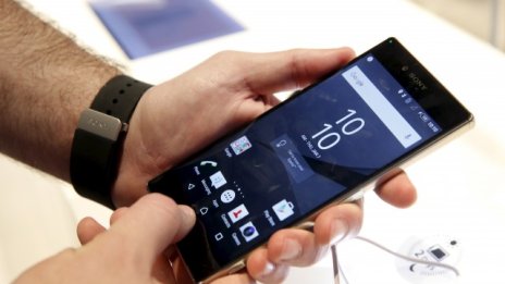 IDC сви прогнозата си за ръста на глобалните продажби на смартфони за 2016 г.