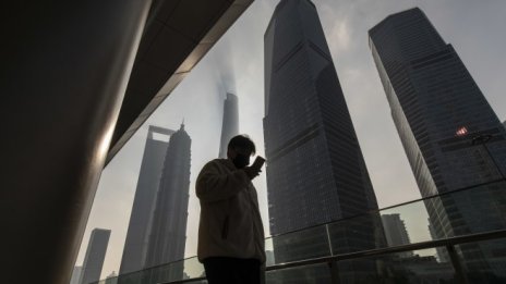 Влияещите на общественото мнение китайски приложения ще минават проверка