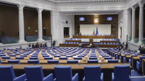 „Маркет линкс“: 5-партиен парламент с 8 пункта разлика между първите сили