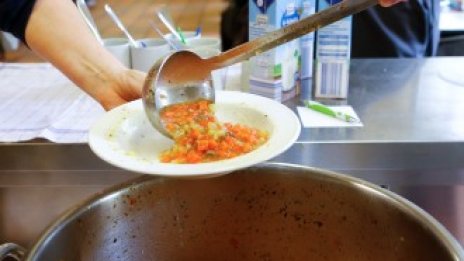 В Швейцария също има бедни хора и те са изправени пред двоен проблем