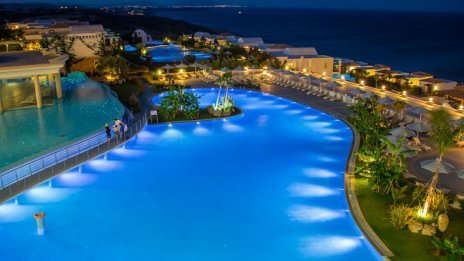 Половината хотели в България са намалили цените на нощувките през юли