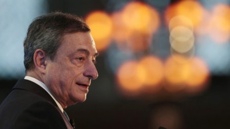 Драги: Рисковете за понижаване на инфлацията се увеличиха през последните месеци