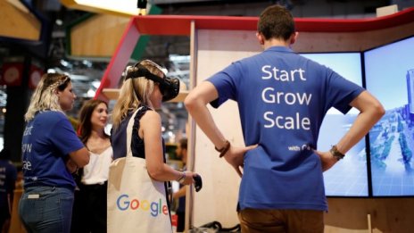 С Google вече може да се търси и работа