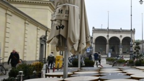 Германският бизнес е гневен на Меркел заради бавното отваряне на икономиката