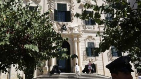 Италиански данъчни са присвоили 100 млн. евро 