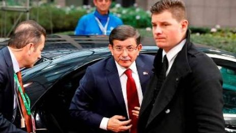 Лидерите на ЕС в търсене на сделка с Турция за справяне с миграцията