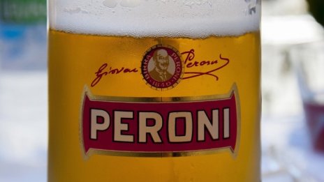 AB InBev продава Peroni и Grolsch?