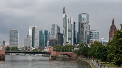 Изоставащите европейски пазари се готвят за силно възстановяване през 2025 г.