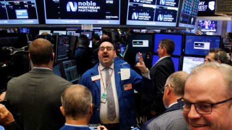 Wall Street приключи сесията с оптимизъм часове преди срещата между Доналд Тръмп и Лю Хъ