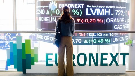 Проблемите с дълга на САЩ помрачиха настроенията на борсите в Европа