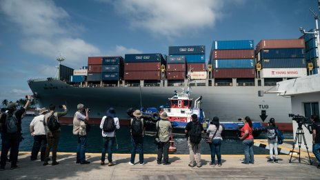 Увеличеният внос на стоки разшири търговския дефицит на САЩ през ноември