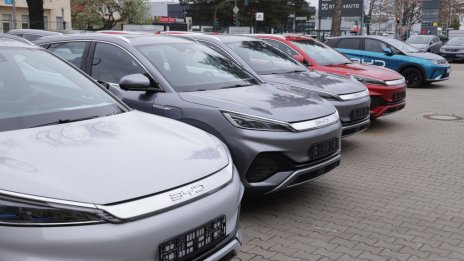 Китай е похарчил 230 млрд. долара в изграждане на индустрията си за електромобили