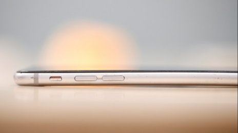 Топ смартфонът на Apple ще се казва iPhone X