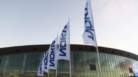 Инвеститорите в Nokia одобриха придобиването на Alcatel-Lucent