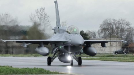 Запрянов: Вторият изтребител F-16 ще пристигне в края на април или началото на май
