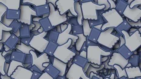 Facebook няма да пусне услугата си за запознанства в Европа за Св. Валентин